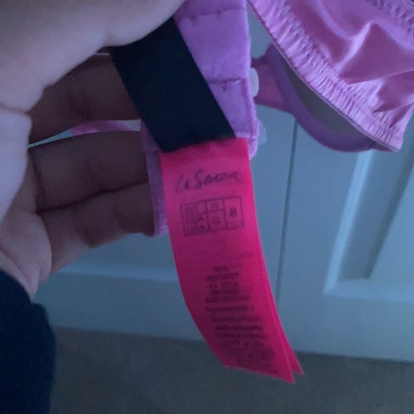 Bra - Picture 3 of 3